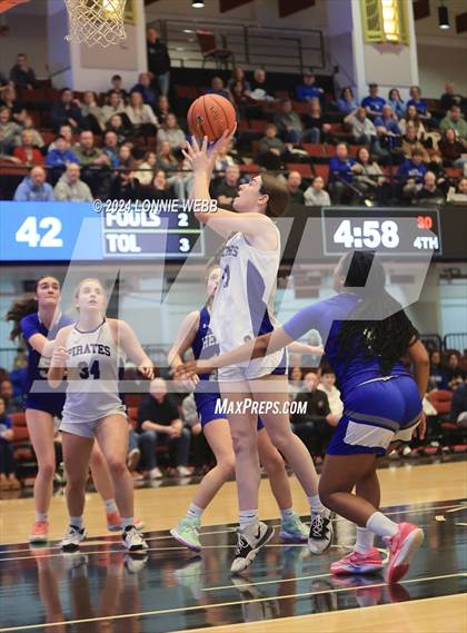 Thumbnail 1 in Pearl River vs Hendrick Hudson (NYSPHSAA Section 1 Class A Semifinal) photogallery.