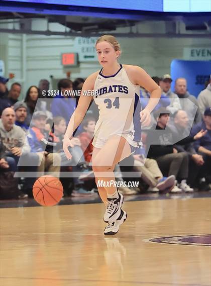 Thumbnail 3 in Pearl River vs Hendrick Hudson (NYSPHSAA Section 1 Class A Semifinal) photogallery.