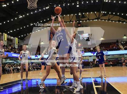 Thumbnail 3 in Pearl River vs Hendrick Hudson (NYSPHSAA Section 1 Class A Semifinal) photogallery.