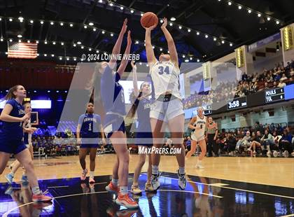 Thumbnail 1 in Pearl River vs Hendrick Hudson (NYSPHSAA Section 1 Class A Semifinal) photogallery.