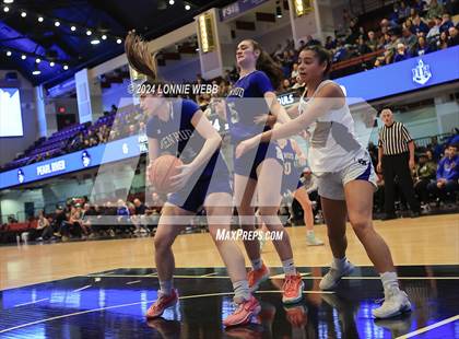 Thumbnail 3 in Pearl River vs Hendrick Hudson (NYSPHSAA Section 1 Class A Semifinal) photogallery.