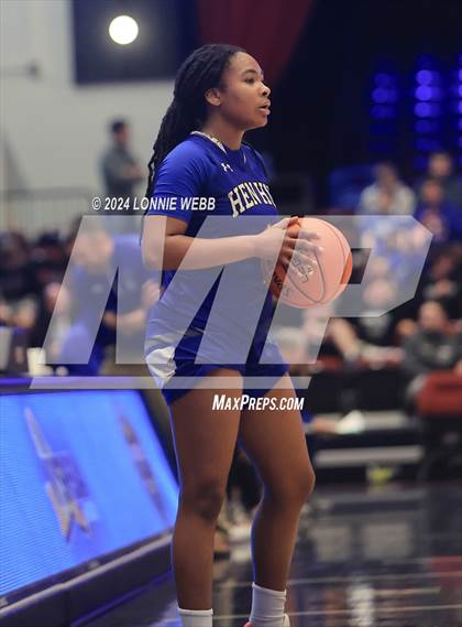 Thumbnail 3 in Pearl River vs Hendrick Hudson (NYSPHSAA Section 1 Class A Semifinal) photogallery.