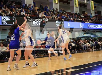 Thumbnail 3 in Pearl River vs Hendrick Hudson (NYSPHSAA Section 1 Class A Semifinal) photogallery.