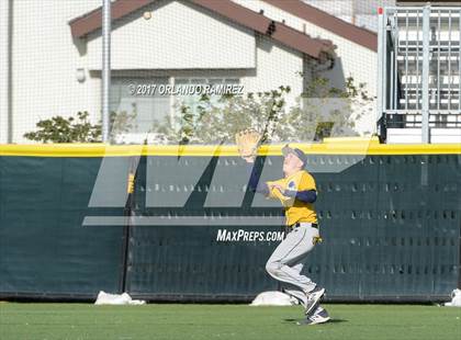 Thumbnail 2 in Santa Monica vs Francis Parker (67th Annual San Diego Lions Tournament) photogallery.