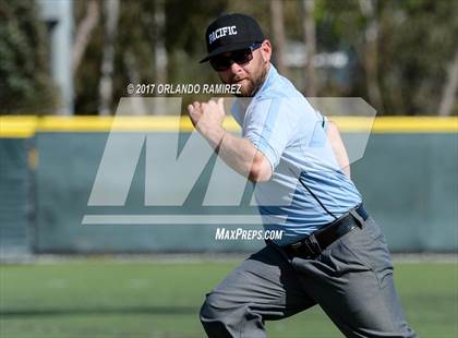 Thumbnail 2 in Santa Monica vs Francis Parker (67th Annual San Diego Lions Tournament) photogallery.