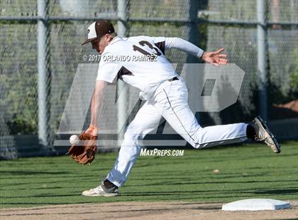 Thumbnail 2 in Santa Monica vs Francis Parker (67th Annual San Diego Lions Tournament) photogallery.