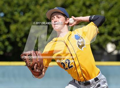 Thumbnail 3 in Santa Monica vs Francis Parker (67th Annual San Diego Lions Tournament) photogallery.