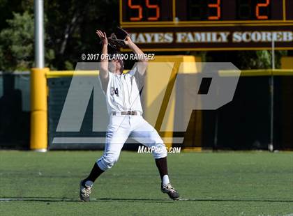 Thumbnail 3 in Santa Monica vs Francis Parker (67th Annual San Diego Lions Tournament) photogallery.