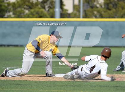 Thumbnail 1 in Santa Monica vs Francis Parker (67th Annual San Diego Lions Tournament) photogallery.