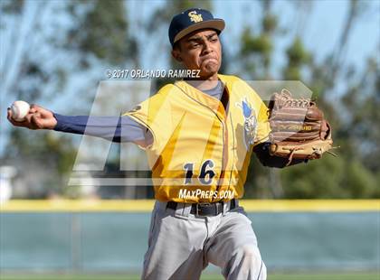 Thumbnail 1 in Santa Monica vs Francis Parker (67th Annual San Diego Lions Tournament) photogallery.