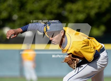 Thumbnail 2 in Santa Monica vs Francis Parker (67th Annual San Diego Lions Tournament) photogallery.