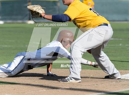Thumbnail 3 in Santa Monica vs Francis Parker (67th Annual San Diego Lions Tournament) photogallery.