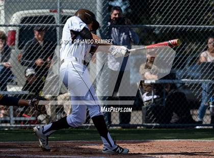 Thumbnail 2 in Santa Monica vs Francis Parker (67th Annual San Diego Lions Tournament) photogallery.