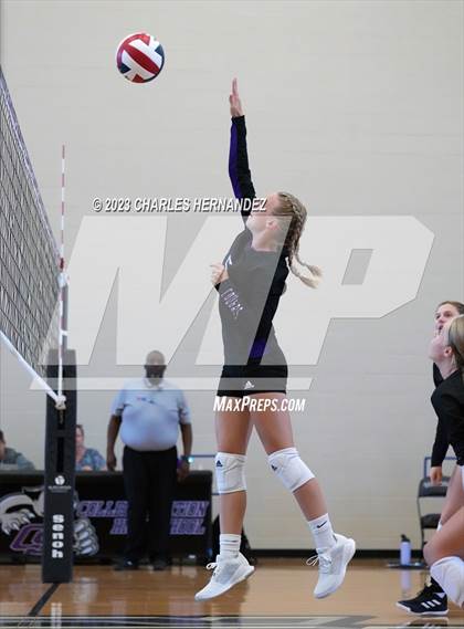 Thumbnail 3 in FR: The Woodlands @ College Station (A Teams) photogallery.