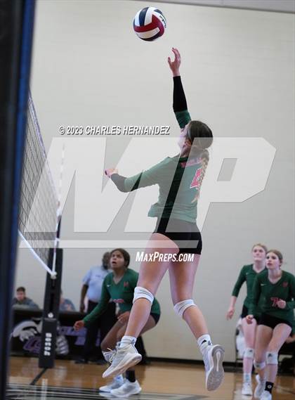 Thumbnail 1 in FR: The Woodlands @ College Station (A Teams) photogallery.