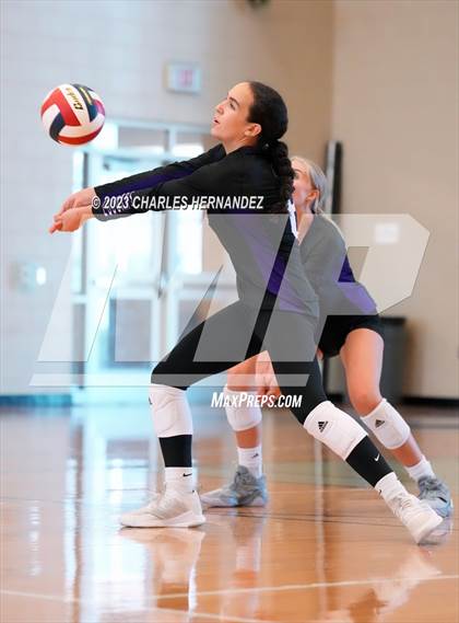 Thumbnail 1 in FR: The Woodlands @ College Station (A Teams) photogallery.