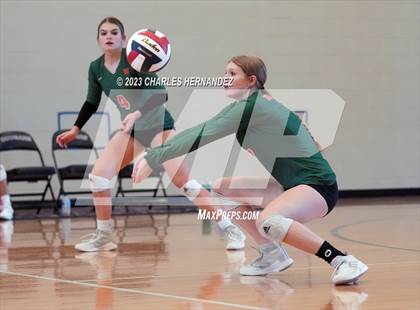 Thumbnail 1 in FR: The Woodlands @ College Station (A Teams) photogallery.