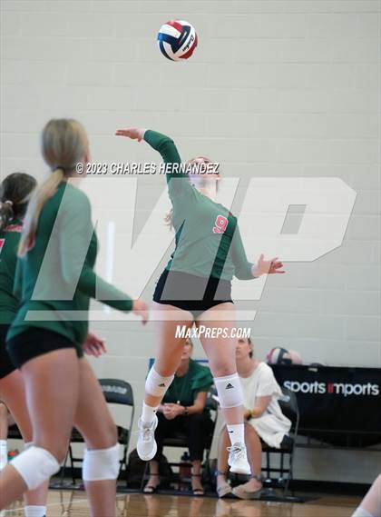 Thumbnail 1 in FR: The Woodlands @ College Station (A Teams) photogallery.