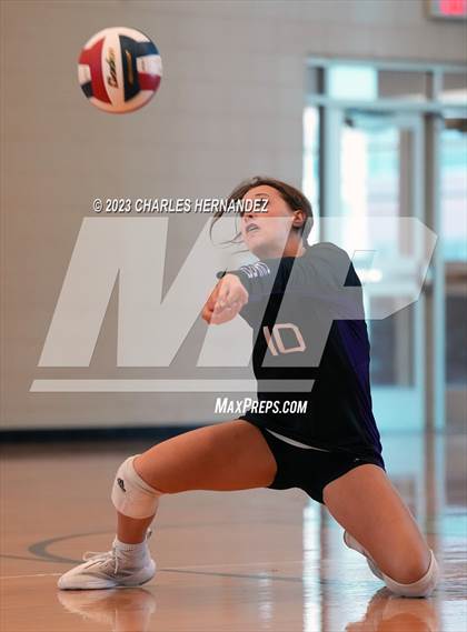 Thumbnail 1 in FR: The Woodlands @ College Station (A Teams) photogallery.