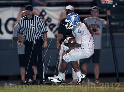 Thumbnail 1 in Spain Park @ Austin photogallery.