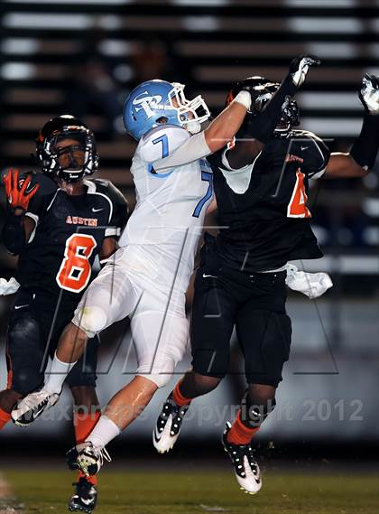 Thumbnail 1 in Spain Park @ Austin photogallery.