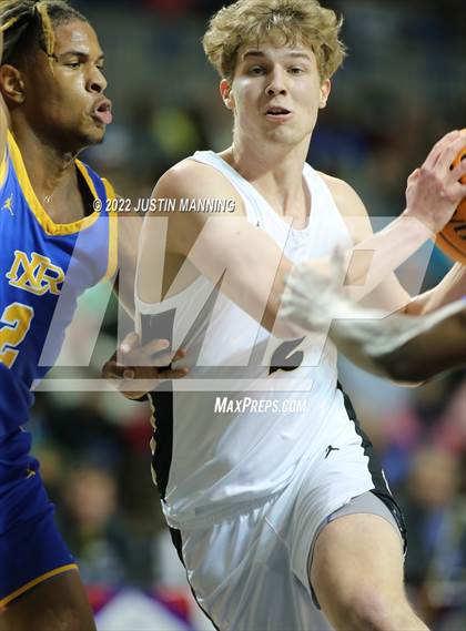 Thumbnail 2 in North Little Rock vs. Bentonville (AAA 6A State Final) photogallery.