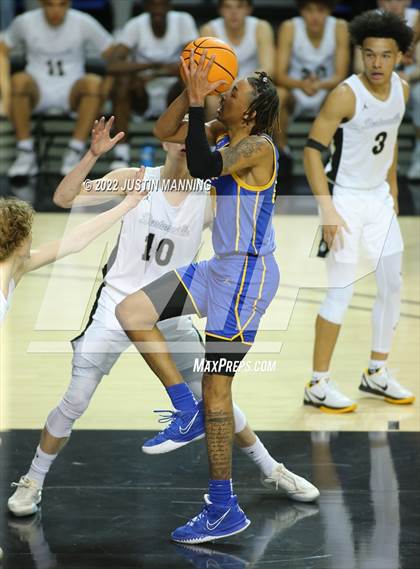Thumbnail 3 in North Little Rock vs. Bentonville (AAA 6A State Final) photogallery.