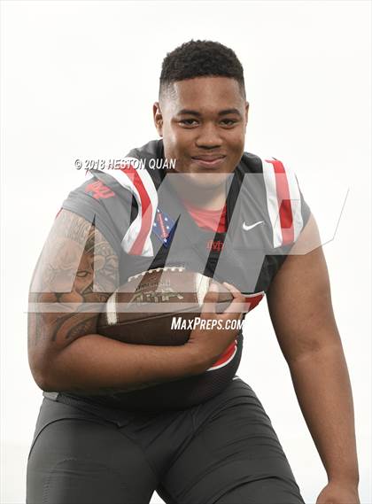 Thumbnail 1 in Mater Dei (Preseason Early Contenders Photo Shoot)  photogallery.