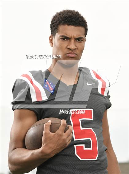 Thumbnail 2 in Mater Dei (Preseason Early Contenders Photo Shoot)  photogallery.