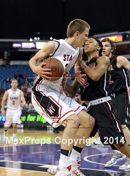 Thumbnail 2 in Monte Vista vs. Centennial (CIF State D1 Final) photogallery.
