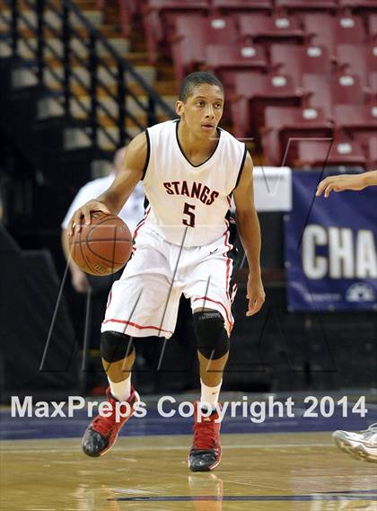 Thumbnail 1 in Monte Vista vs. Centennial (CIF State D1 Final) photogallery.