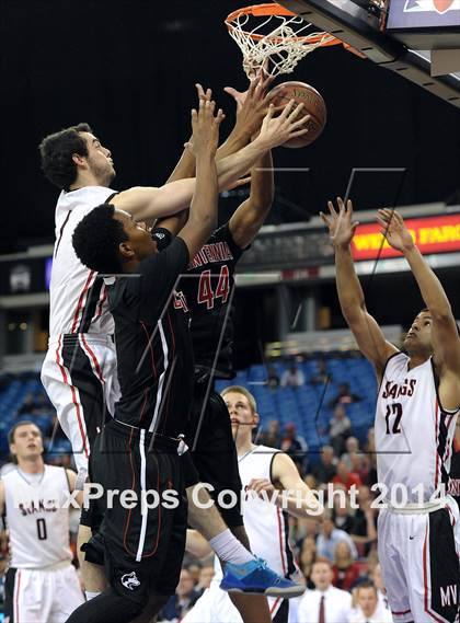 Thumbnail 3 in Monte Vista vs. Centennial (CIF State D1 Final) photogallery.
