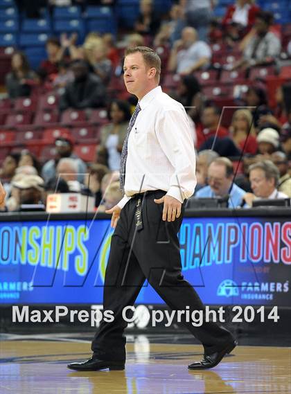 Thumbnail 2 in Monte Vista vs. Centennial (CIF State D1 Final) photogallery.