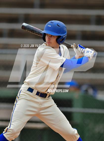 Thumbnail 2 in Anderson vs. Bastrop (AISD Tournament) photogallery.