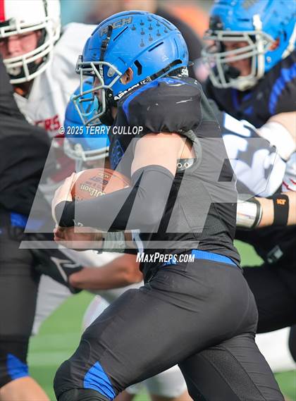 Thumbnail 2 in Rich vs. Milford (UHSAA 8 Man Final) photogallery.