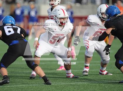 Thumbnail 3 in Rich vs. Milford (UHSAA 8 Man Final) photogallery.