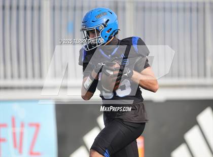 Thumbnail 1 in Rich vs. Milford (UHSAA 8 Man Final) photogallery.