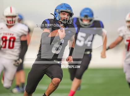 Thumbnail 2 in Rich vs. Milford (UHSAA 8 Man Final) photogallery.