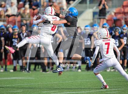 Thumbnail 3 in Rich vs. Milford (UHSAA 8 Man Final) photogallery.