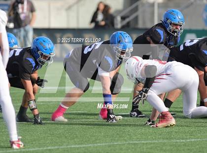 Thumbnail 2 in Rich vs. Milford (UHSAA 8 Man Final) photogallery.