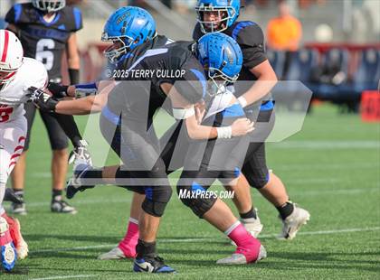 Thumbnail 2 in Rich vs. Milford (UHSAA 8 Man Final) photogallery.