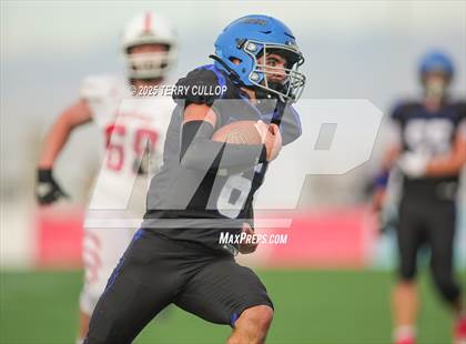 Thumbnail 2 in Rich vs. Milford (UHSAA 8 Man Final) photogallery.