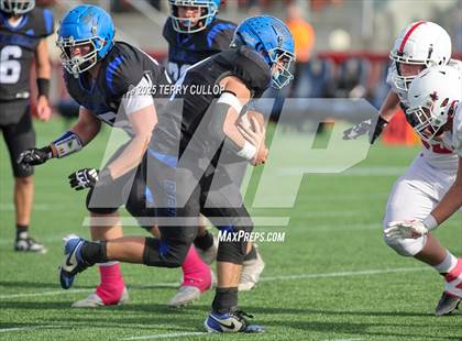 Thumbnail 1 in Rich vs. Milford (UHSAA 8 Man Final) photogallery.