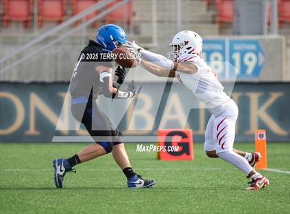 Thumbnail 2 in Rich vs. Milford (UHSAA 8 Man Final) photogallery.