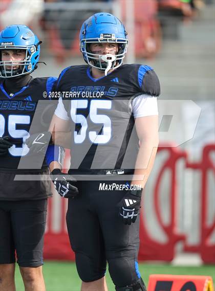 Thumbnail 3 in Rich vs. Milford (UHSAA 8 Man Final) photogallery.