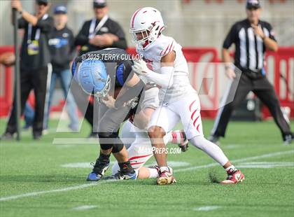 Thumbnail 3 in Rich vs. Milford (UHSAA 8 Man Final) photogallery.