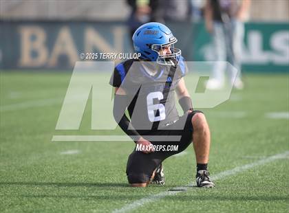 Thumbnail 2 in Rich vs. Milford (UHSAA 8 Man Final) photogallery.