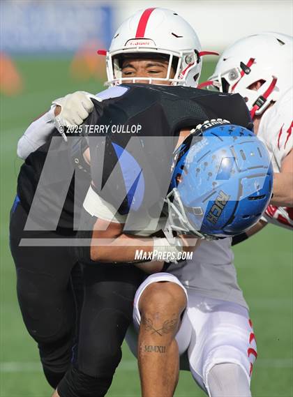 Thumbnail 2 in Rich vs. Milford (UHSAA 8 Man Final) photogallery.