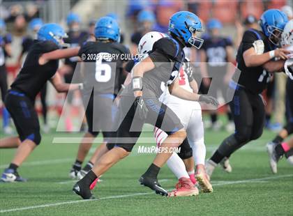 Thumbnail 3 in Rich vs. Milford (UHSAA 8 Man Final) photogallery.