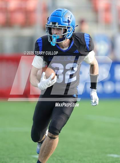 Thumbnail 2 in Rich vs. Milford (UHSAA 8 Man Final) photogallery.